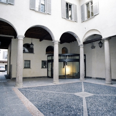 Palazzo direzionale di pregio